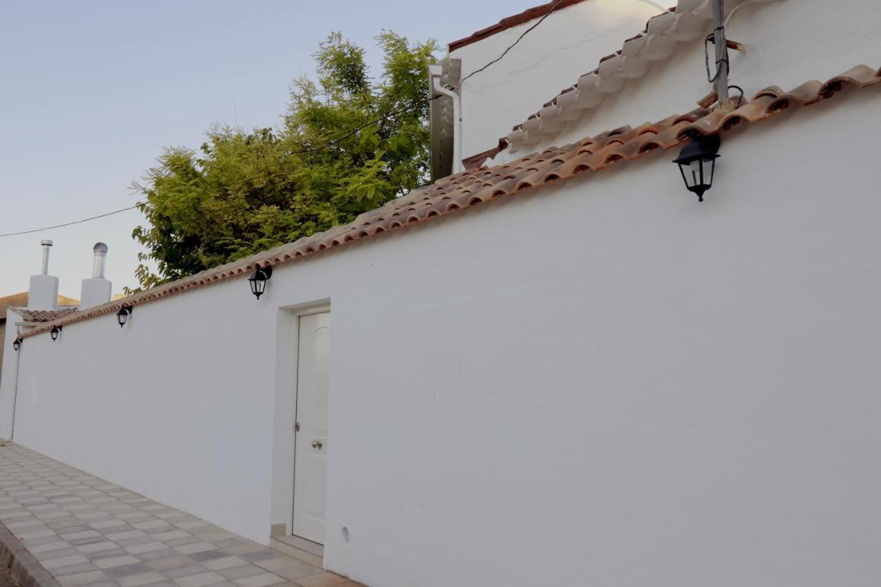 Casa Rural Ideal Para Escapadas Con Barbacoa Y Spa Tinarejos 外观 照片