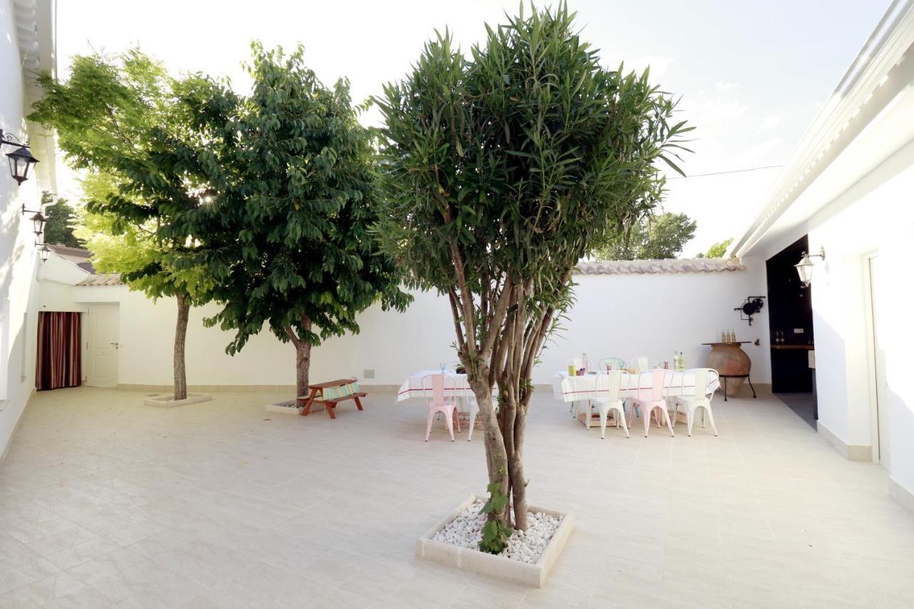 Casa Rural Ideal Para Escapadas Con Barbacoa Y Spa Tinarejos 外观 照片