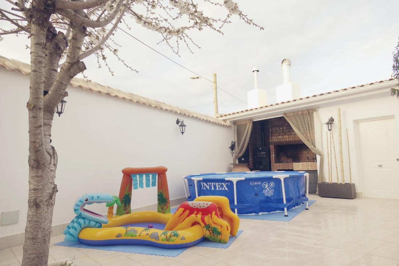 Casa Rural Ideal Para Escapadas Con Barbacoa Y Spa Tinarejos 外观 照片